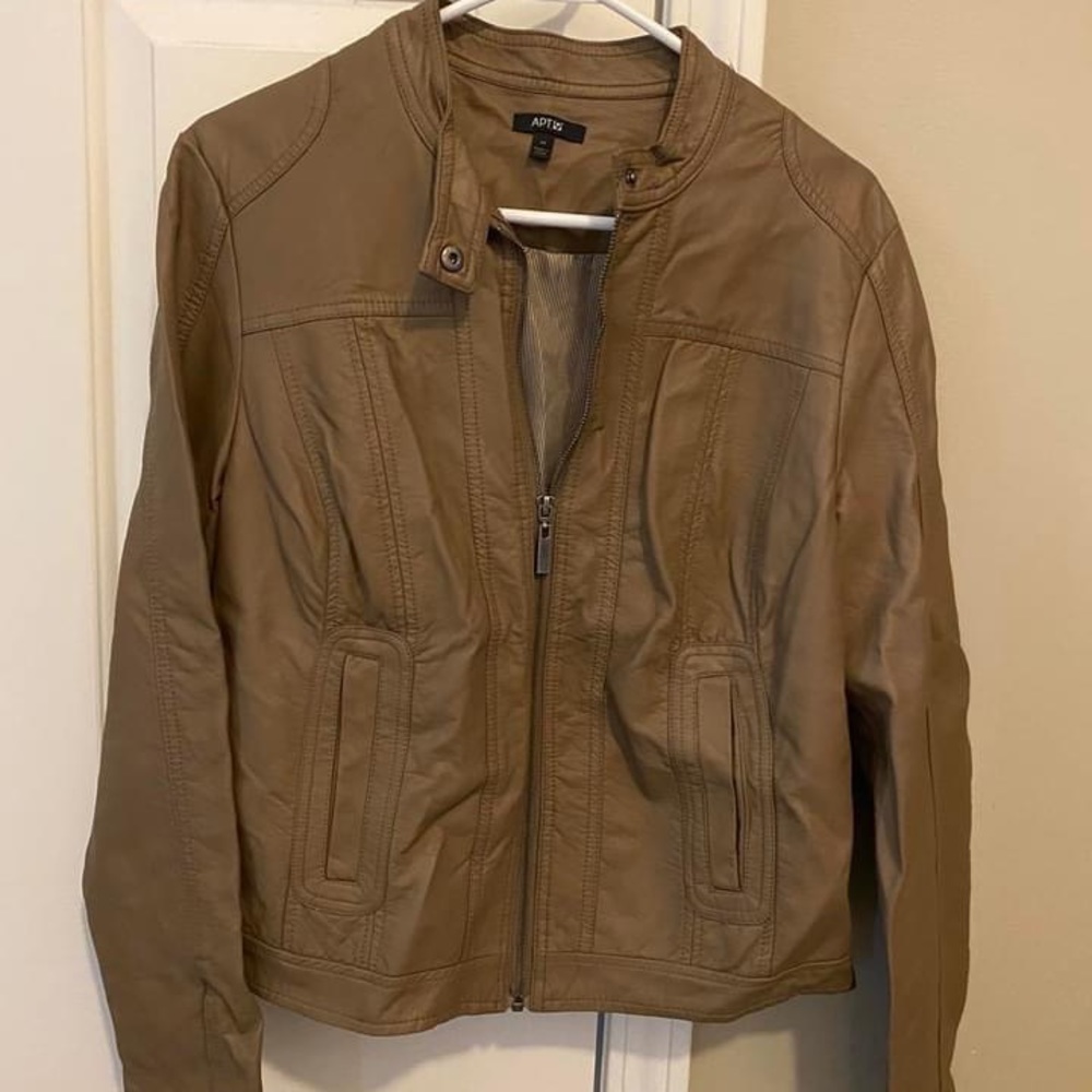 Women’s Taupe Jacket